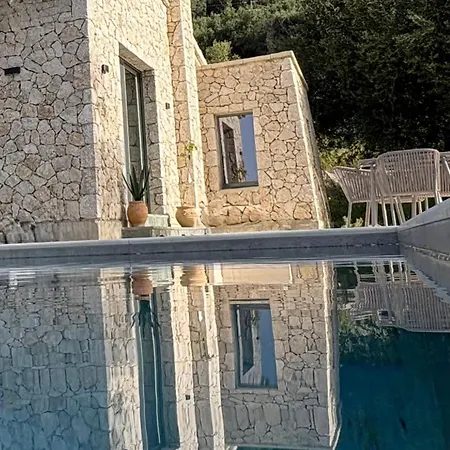Xalupi - Design-villa Mit Pool Und Meerblick 펜션 *