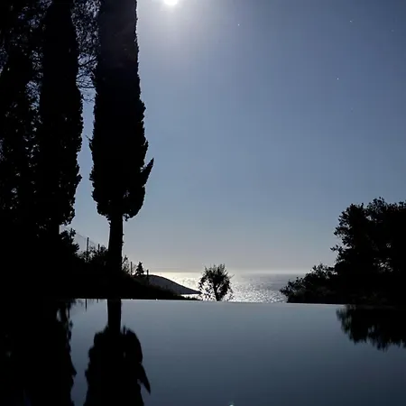 Semesterbostad Stilvolles Hideaway - Pool, Aussicht, Naehe Paleokastritsa