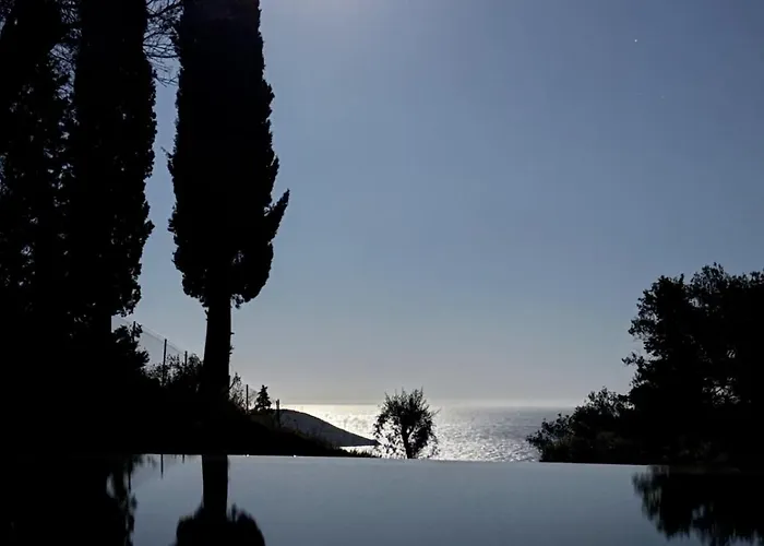 Casa de Férias Xalupi - Design-villa Mit Pool Und Meerblick Palaiokastritsa