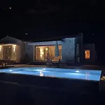 Xalupi - Design-villa Mit Pool Und Meerblick باليوكاستريتسا
