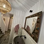Xalupi - Design-villa Mit Pool Und Meerblick بيت للعطل باليوكاستريتسا