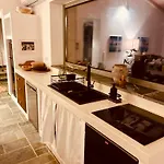 Xalupi - Design-villa Mit Pool Und Meerblick بيت للعطل باليوكاستريتسا