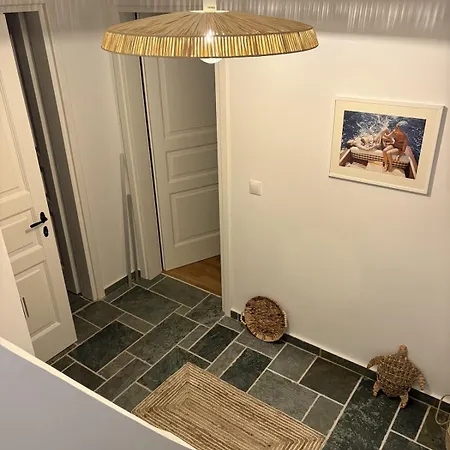 Stilvolles Hideaway - Pool, Aussicht, Naehe * パレオカストリッツア