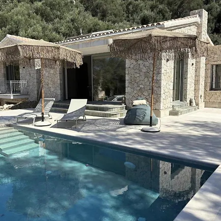 Stilvolles Hideaway - Pool, Aussicht, Naehe 別荘