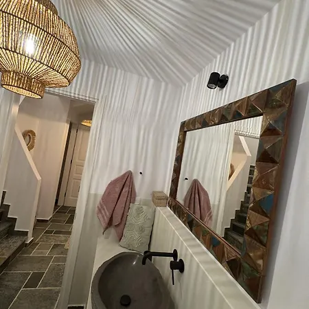 Stilvolles Hideaway - Pool, Aussicht, Naehe Hébergement de vacances Paleokastrítsa