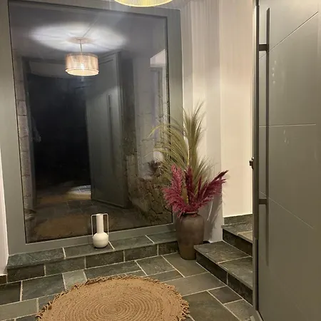 בית נופש Stilvolles Hideaway - Pool, Aussicht, Naehe *