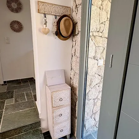 Stilvolles Hideaway - Pool, Aussicht, Naehe בית נופש *