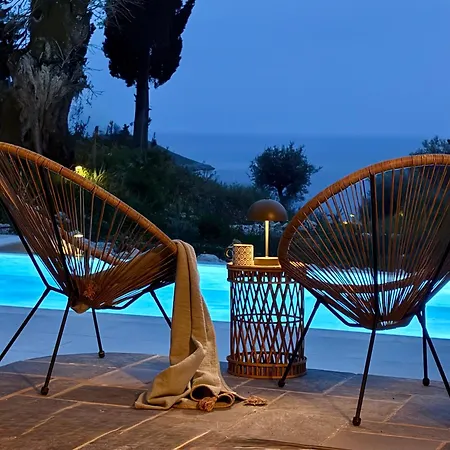 Xalupi - Design-villa Mit Pool Und Meerblick Feriehus Paleokastritsa