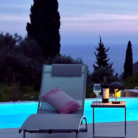 Xalupi - Design-villa Mit Pool Und Meerblick