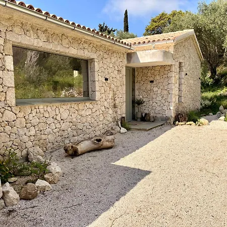 Xalupi - Design-villa Mit Pool Und Meerblick Vakantiehuis Paleokastritsa
